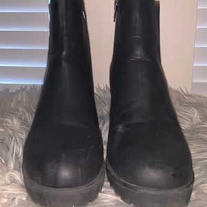 Platform boots